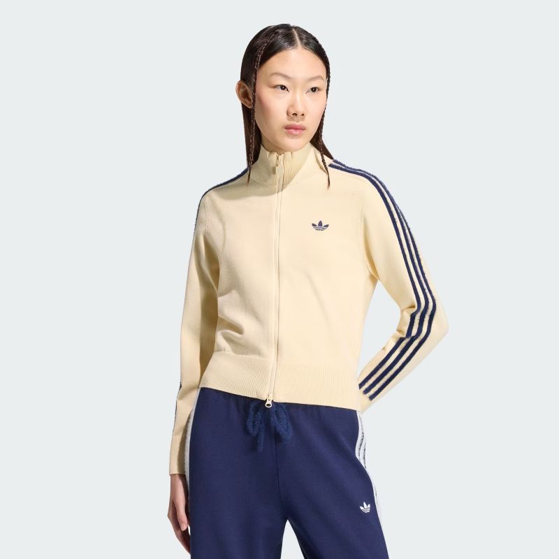 adidas 26Q3 adidas KNITTED FIREBIRD TRACK TOP ウォームバニラ/ナイトインディゴ KS6797