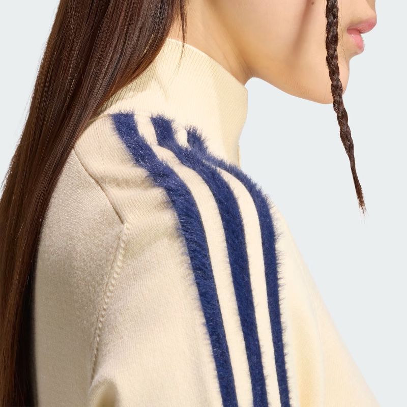 adidas 26Q3 adidas KNITTED FIREBIRD TRACK TOP ウォームバニラ/ナイトインディゴ KS6797