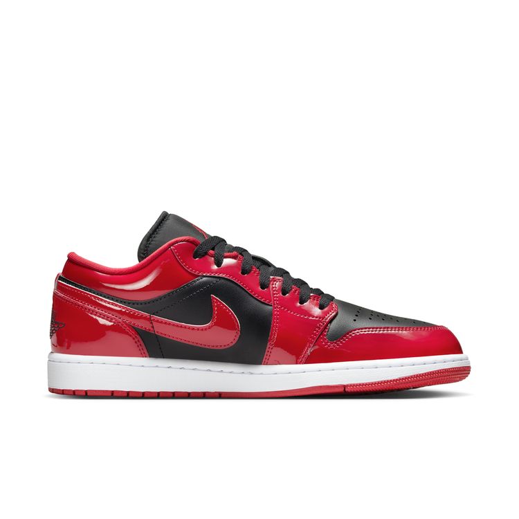 JORDAN BRAND HO25 AIR JORDAN 1 LOW SE ブラック/バーシティレッド-ホワイト HV4089-006