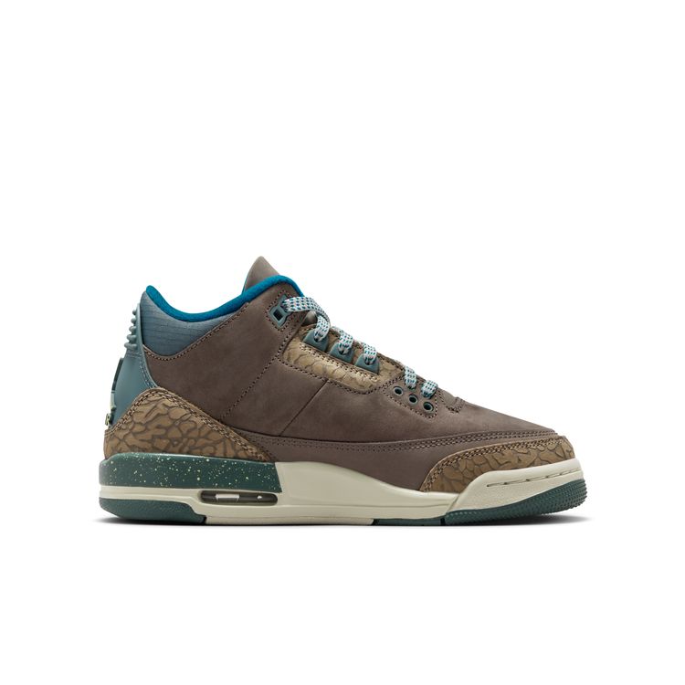 JORDAN BRAND SP26 1/1 AIR JORDAN 3 RETRO GS オリーブグレー/グリーンアビス-カーキ-シーグラス IB7066-001
