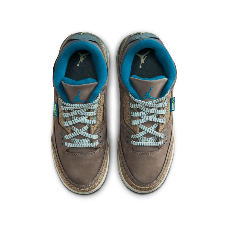 JORDAN BRAND SP26 1/1 AIR JORDAN 3 RETRO GS オリーブグレー/グリーンアビス-カーキ-シーグラス IB7066-001