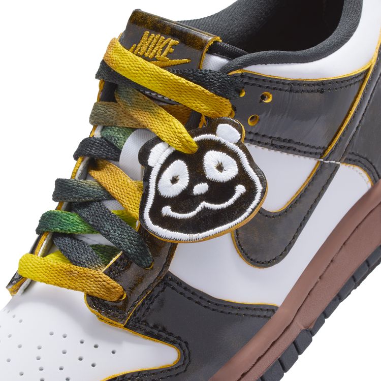 NIKE FA25 NIKE DUNK LOW SE GS ホワイト/ブライトシトロン-ブラック-ファウナブラウン HQ9294-100