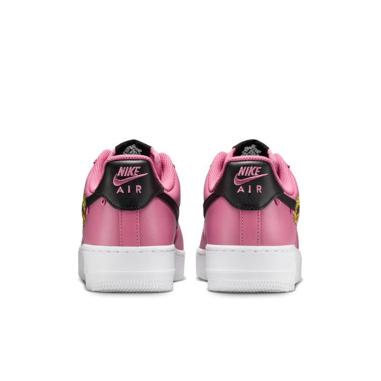 NIKE SP26 NIKE WMNS AIR FORCE 1 '07 PRM ピオニー/ブラック-メタリックゴールド-ホワイト IB6644-600