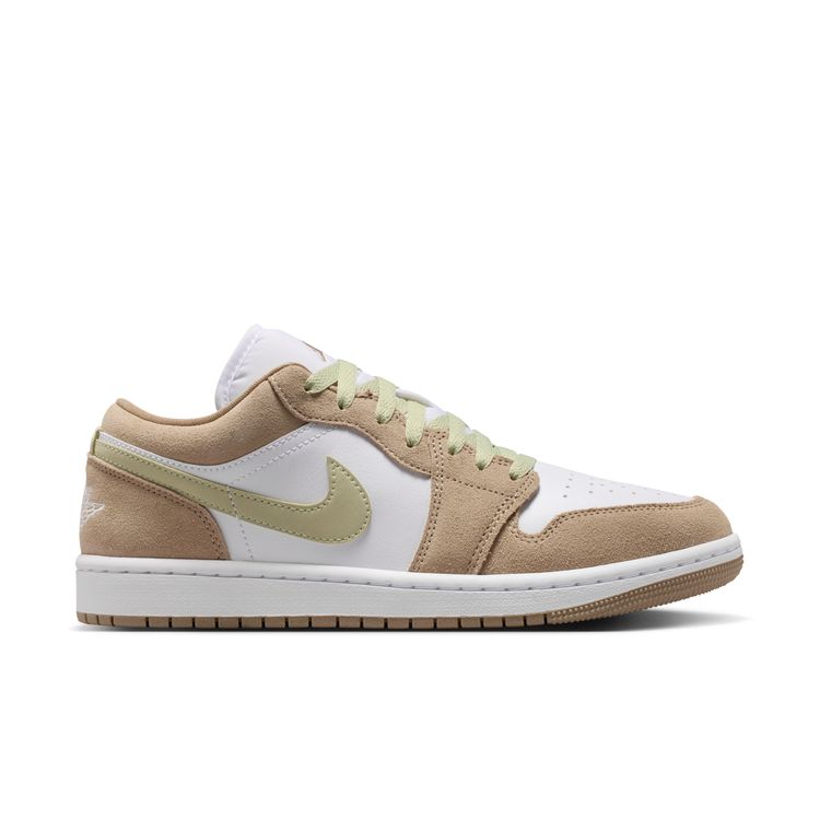 JORDAN BRAND SU26 WMNS AIR JORDAN 1 LOW カーキ/ホワイト-オリーブ オーラ-セイル DC0774-204