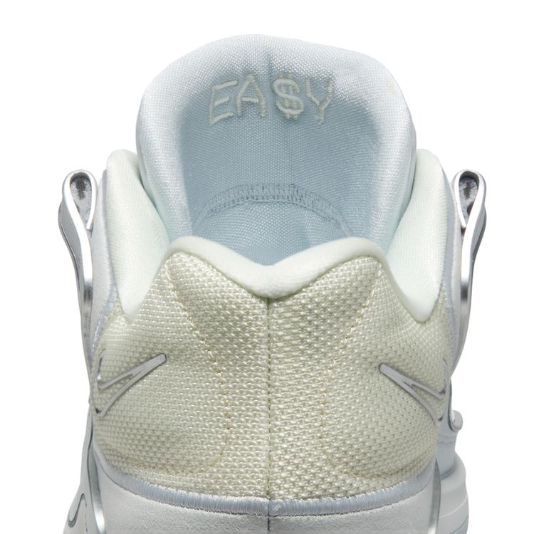 セール30%OFF】NIKE SU25 5/1 NIKE KD18 EP ピュアプラチナム