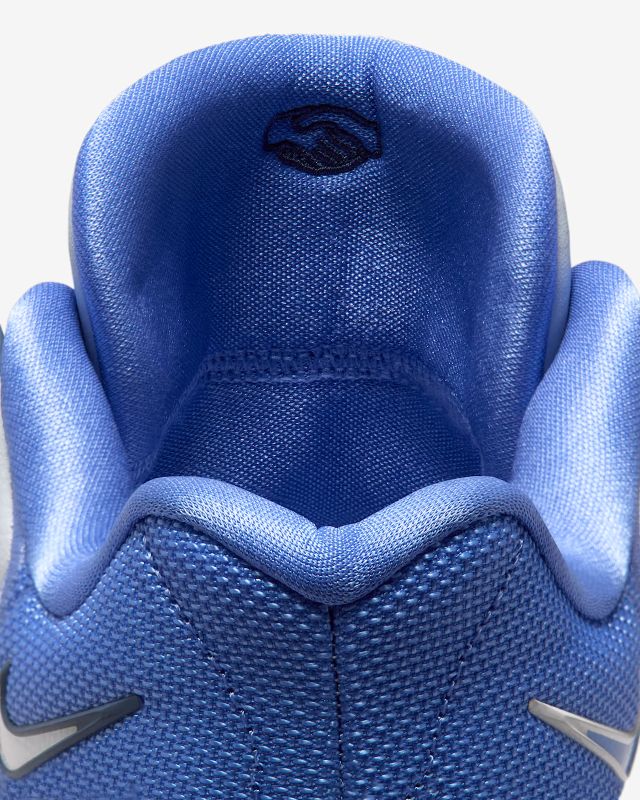 NIKE FA25 7/1 NIKE KD18 EP ロイヤルパルス/セイル