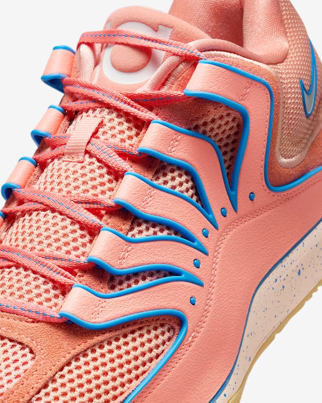 ぴこ出品 NIKE FA25 7/1 NIKE KD18 EP アトミックピンク/フォトブルー