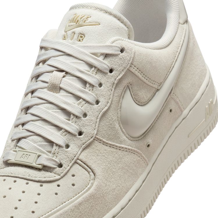 NIKE HO25 NIKE WMNS AIR FORCE 1 '07 ライトボーン/ライトボーンホワイト HV4406-001