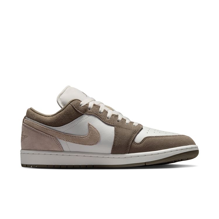 JORDAN BRAND SU26 AIR JORDAN 1 LOW オリーブグレー/エニグマストーン-サミットホワイト 553558-046
