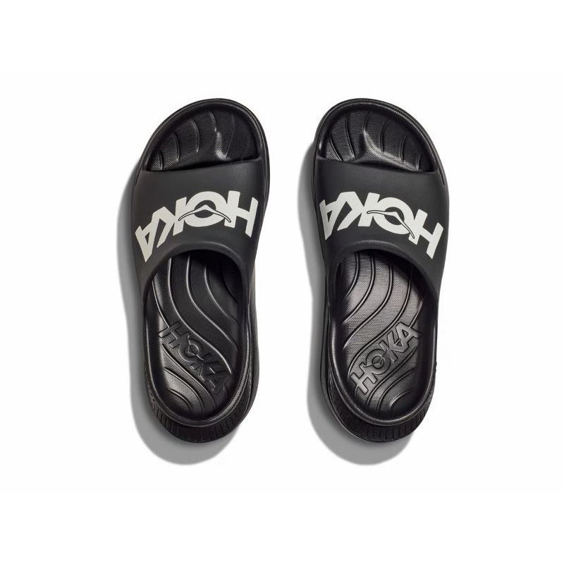 HOKA F26 7/1 U ORA ATHLETIC SLIDE BLACK / WHITE 1155154-BWHT