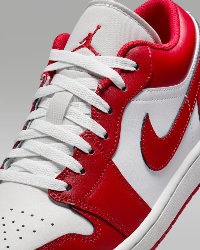 赤白サムライ JORDAN BRAND FA25 AIR JORDAN 1 LOW サミットホワイト/バー