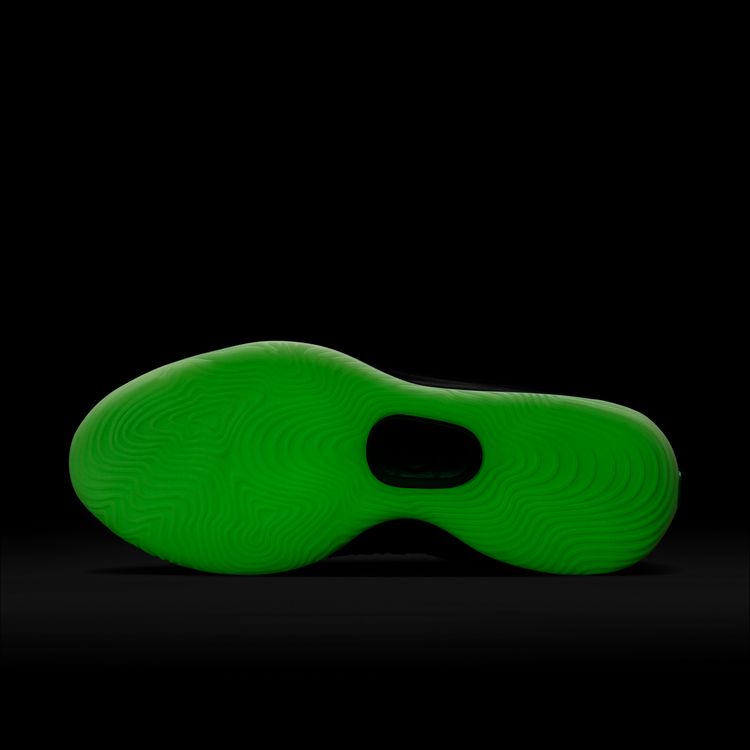 NIKE HO25 10/21 NIKE KD18 SE EP ブラック/ブラック IM1347-001