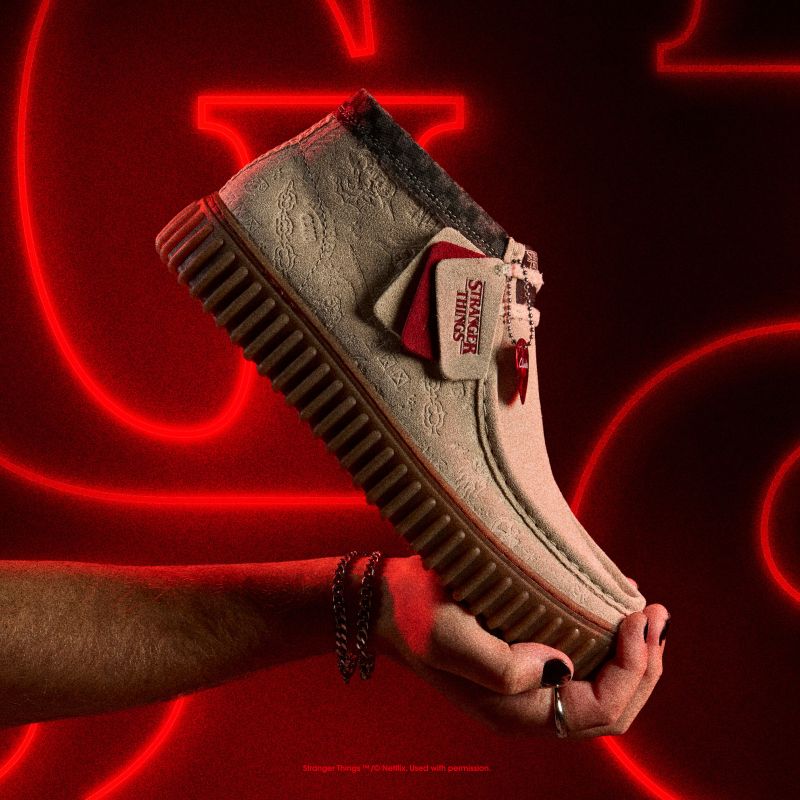 Clarks AW25 11/13 M Torhill Hi ST Off White -Stranger Things- 26183432