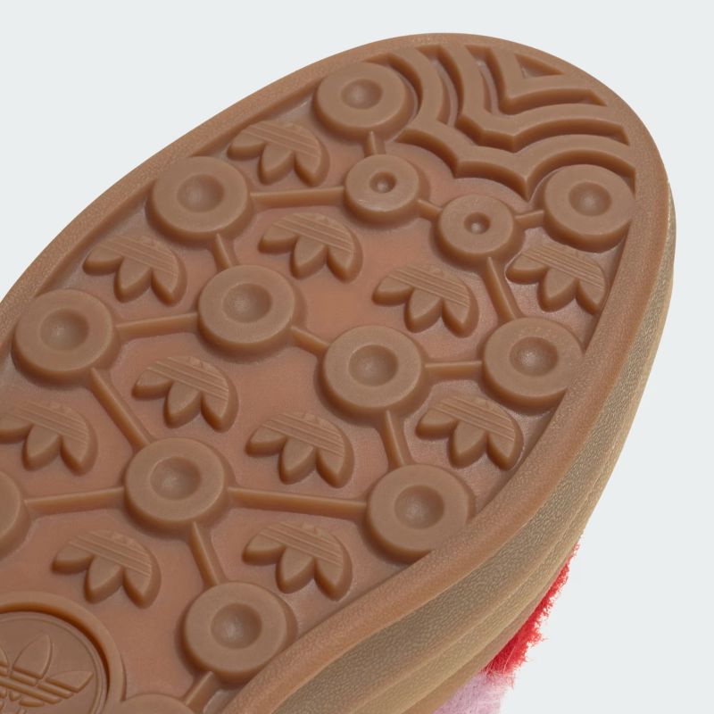 adidas 25Q4 GAZELLE BOLD W ベタースカーレット/ブリスライラック/ゴールドメタリック JS3905