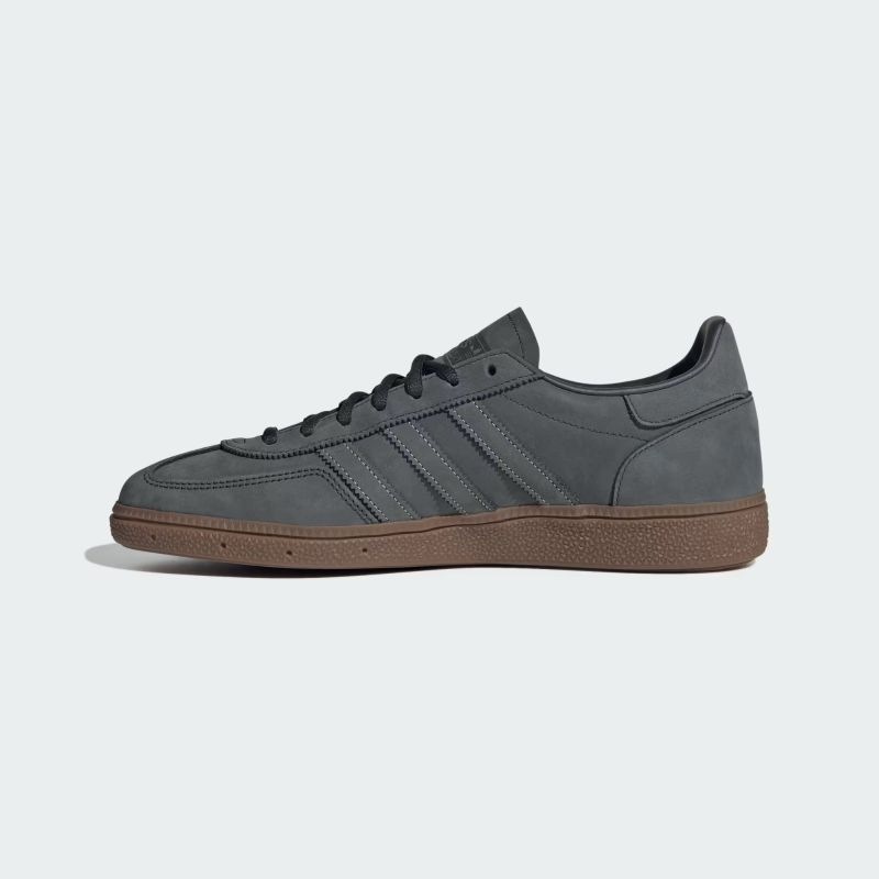 adidas 26Q4 adidas HANDBALL SPEZIAL カーボン/カーボン/ガム KJ9853
