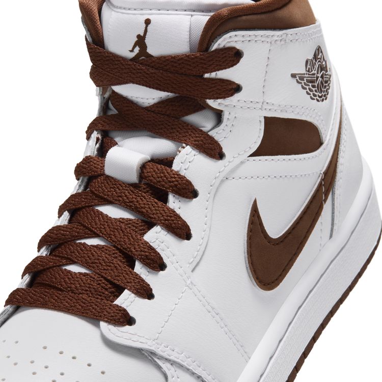 JORDAN BRAND HO26 WMNS AIR JORDAN 1 MID ホワイト/カカオワオ