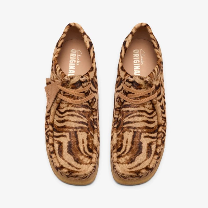 Clarks SS26 M Wallabee Tiger Print 26185658