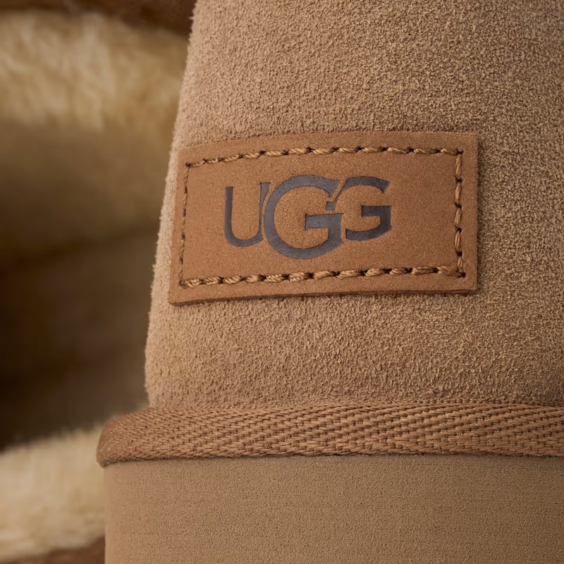 UGG AW26 9/2 W CLASSIC ULTRA TALL CHESTNUT 1182132-CHE