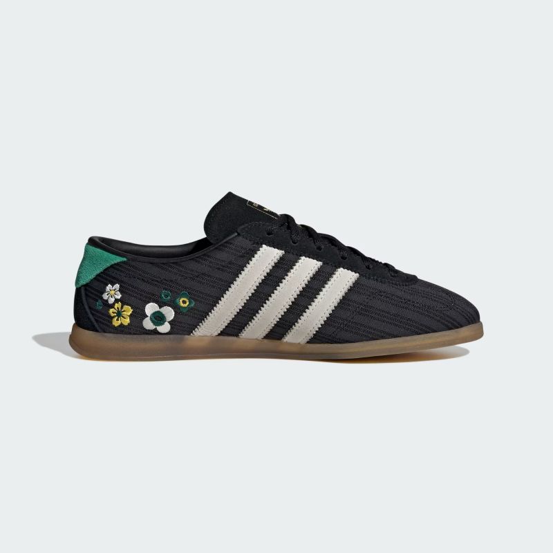 adidas 26Q1 adidas GAZELLE LO PRO W コアブラック/オフホワイト/ガム IH1890
