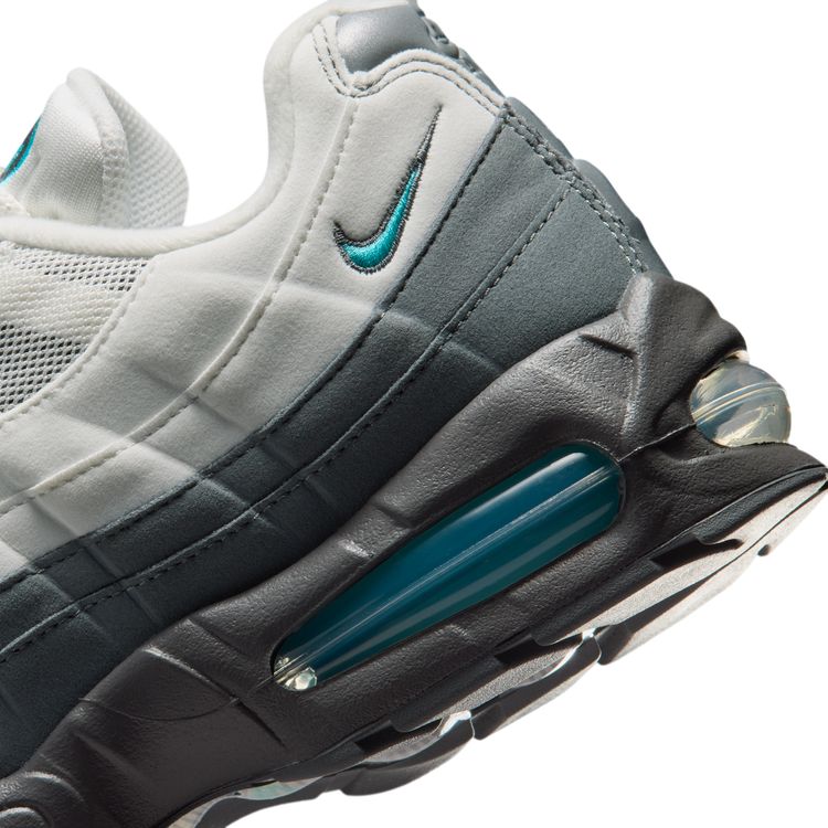 NIKE FA26 7/1 NIKE AIR MAX 95 BIG BUBBLE サミットホワイト/ダスティ