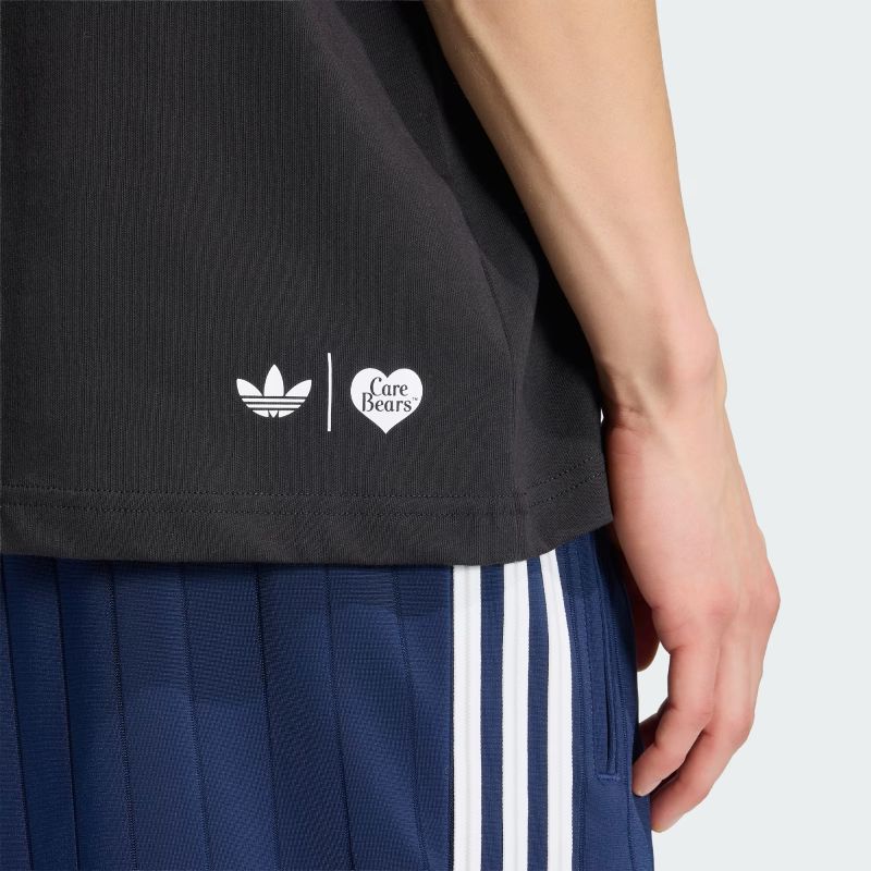 adidas 26Q3 7/15 CARE BEAR OS TEE ブラック IA4539