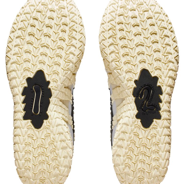 ナイキ ジャ3 ココナッツミルク 最初に見た目:ナイキ ジャ 3 