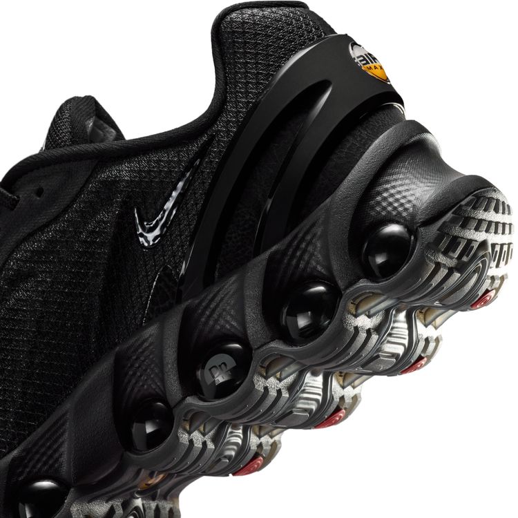 NIKE SU26 NIKE AIR MAX Dn8 ブラック/ブラック IO7846-001