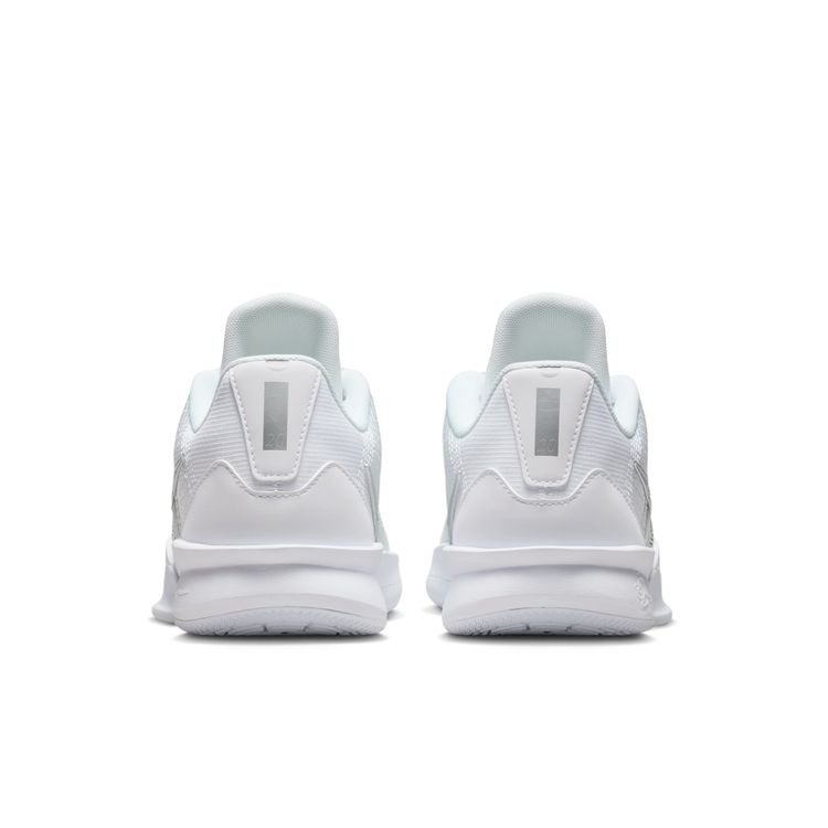 NIKE HO25 SABRINA 3 EP ホワイト/メタリックシルバー-ミントフォーム