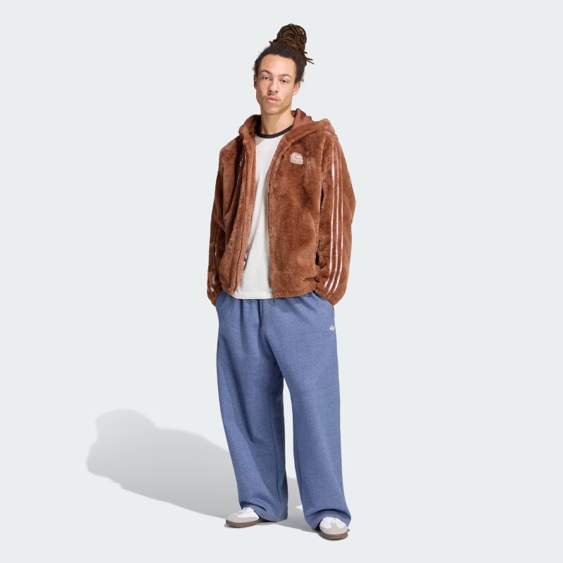 adidas 26Q3 adidas CARE BEAR FUR JKT プリラブドブラウン IA4553