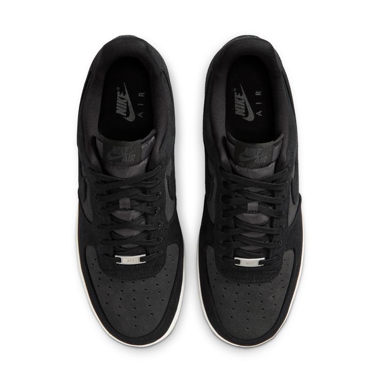 NIKE SU26 NIKE AIR FORCE 1 '07 LV8 ブラック/ブラック-ダークスモークグレー-ガムミディアムブラウン IR0951-002
