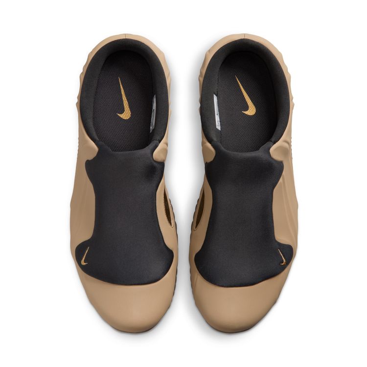 NIKE SU26 NIKE CLOGPOSITE パラシュートベージュ/メタリックゴールド-オフノワール IR5920-297