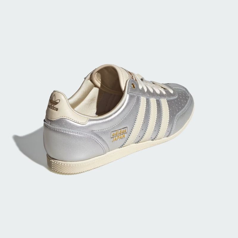 adidas 25Q4 11/1 JAPAN W シルバーメタリック/クリームホワイト/ゴールドメタリック KI8494