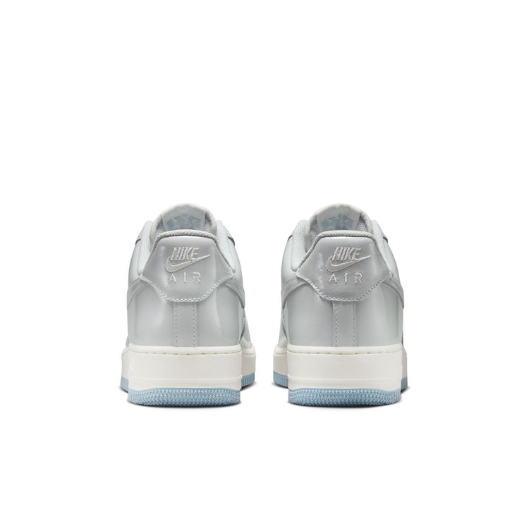 NIKE SU26 NIKE AIR FORCE 1 '07 ホワイト/フォトンダスト-セイル-ライトアーモリーブルー IH4461-100