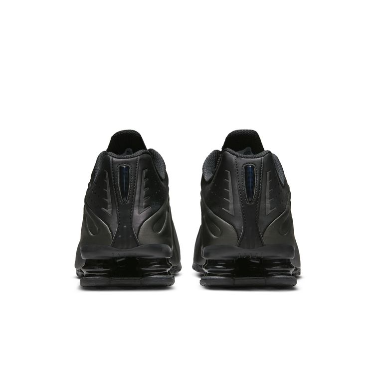 Nike Shox r4 ブラック スニーカー NIKE SHOX R4 BLACK/BLACK-BLACK-BRIGHT CRIMSON（ナイキ