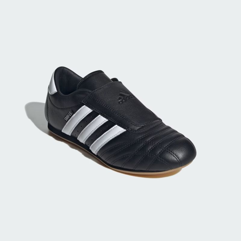 adidas C/O adidas TAEKWONDO W コアブラック/フットウェアホワイト