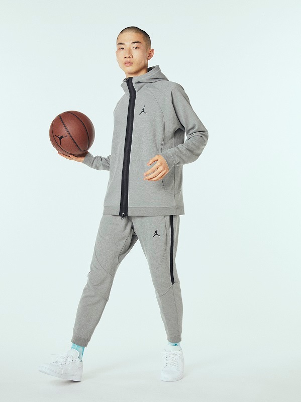 【定番/人気モデル】【26-29cm企画】【ローテクスニーカー】【クラシック】【AJ1】Jordan Brand C/O エア ジョーダン 1 LOW Air Jordan 1 LOW 553558-136 メンズスニーカー ホワイト/ホワイト-ホワイト