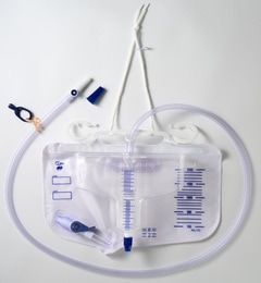 クリニー 採尿バッグ 精密尿量計付 800-001-3015 採尿バッグ容量2000ml