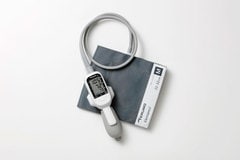 テルモ電子血圧計 エレマーノ2 ES-H56D データ通信機能あり 1台 テルモ