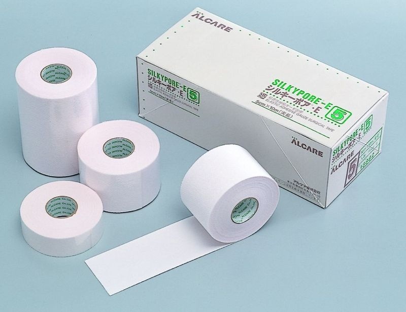 シルキーポア E 3号（幅2.5cmx実長10m）（ホルダーなし）13881 12巻