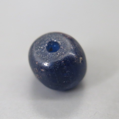 勾玉・管玉】 古墳時代 紺色ガラス玉 （美品） | 出土品その他,勾玉 