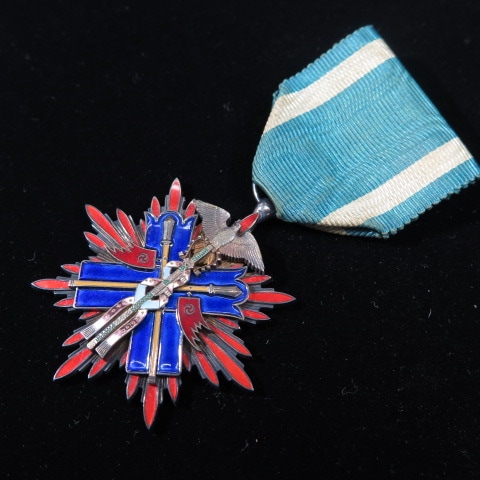 勲章】 功五級金鵄章 略章なし （美～上品） | すべての商品 | ヤマト