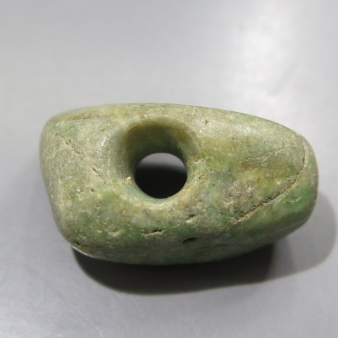 勾玉・管玉】 縄文時代 翡翠 垂れ玉 (美品) | 出土品その他 勾玉・管玉】 縄文時代 翡翠 垂れ玉 (美品) | 出土品その他