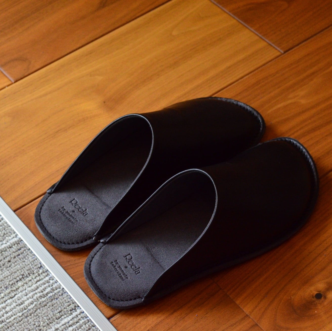 スムースレザー BLK(ブラック)