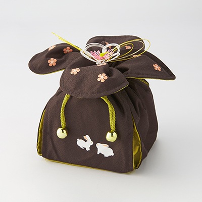 舞うさぎ 茶色 (UB-10Y)