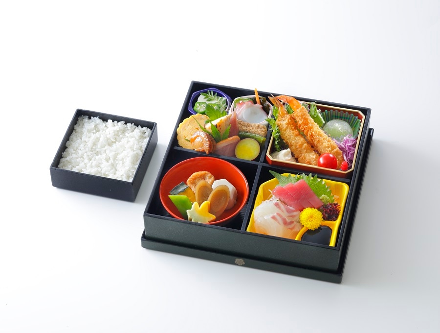 松花堂【お持ち帰り容器(刺身あり)】