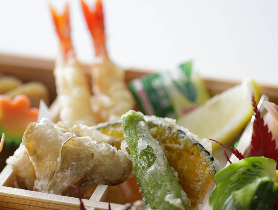 嵯峨野(お持ち帰り容器入り)