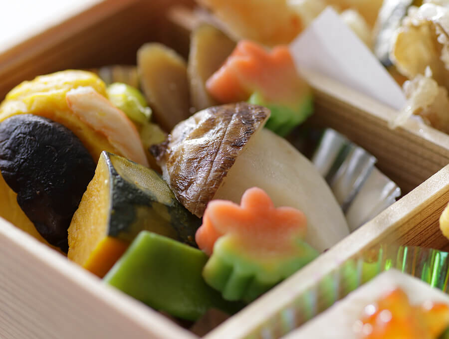 嵯峨野(お持ち帰り容器入り)