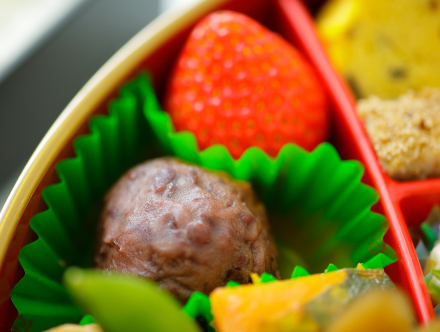 日替り 刺身入り (水曜日・土曜日)
