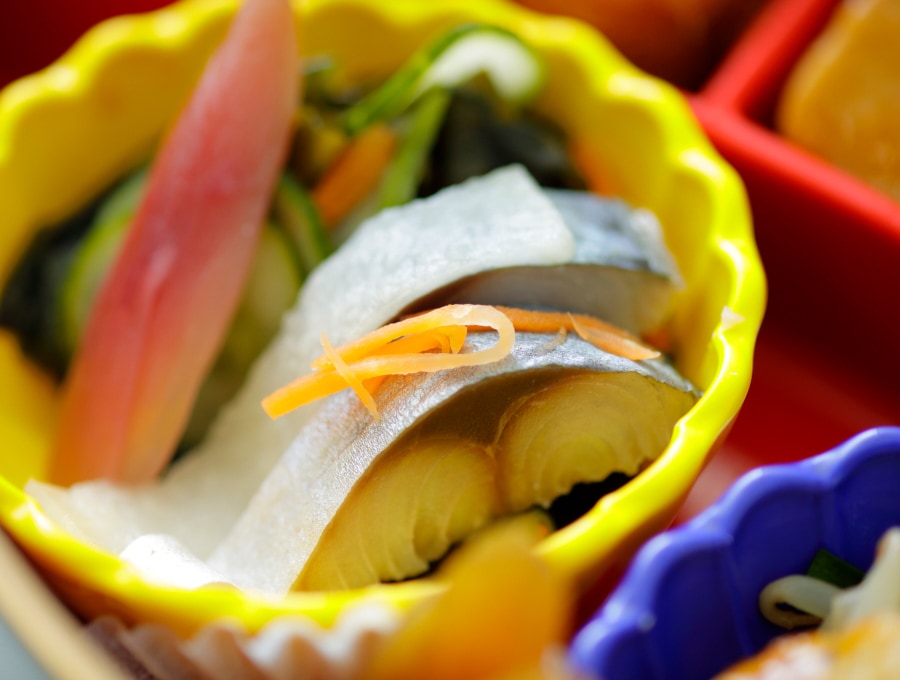 日替り 刺身入り (月曜日・木曜日)