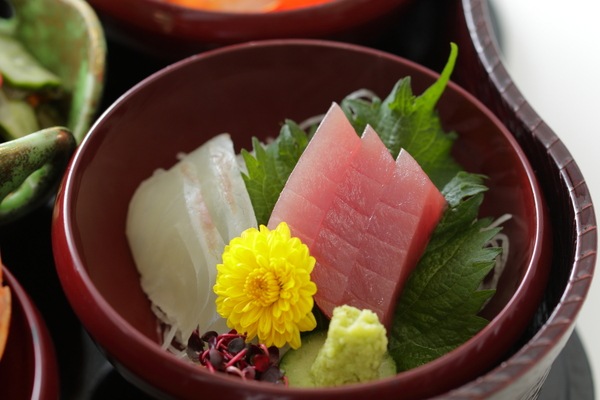 夏の花籠